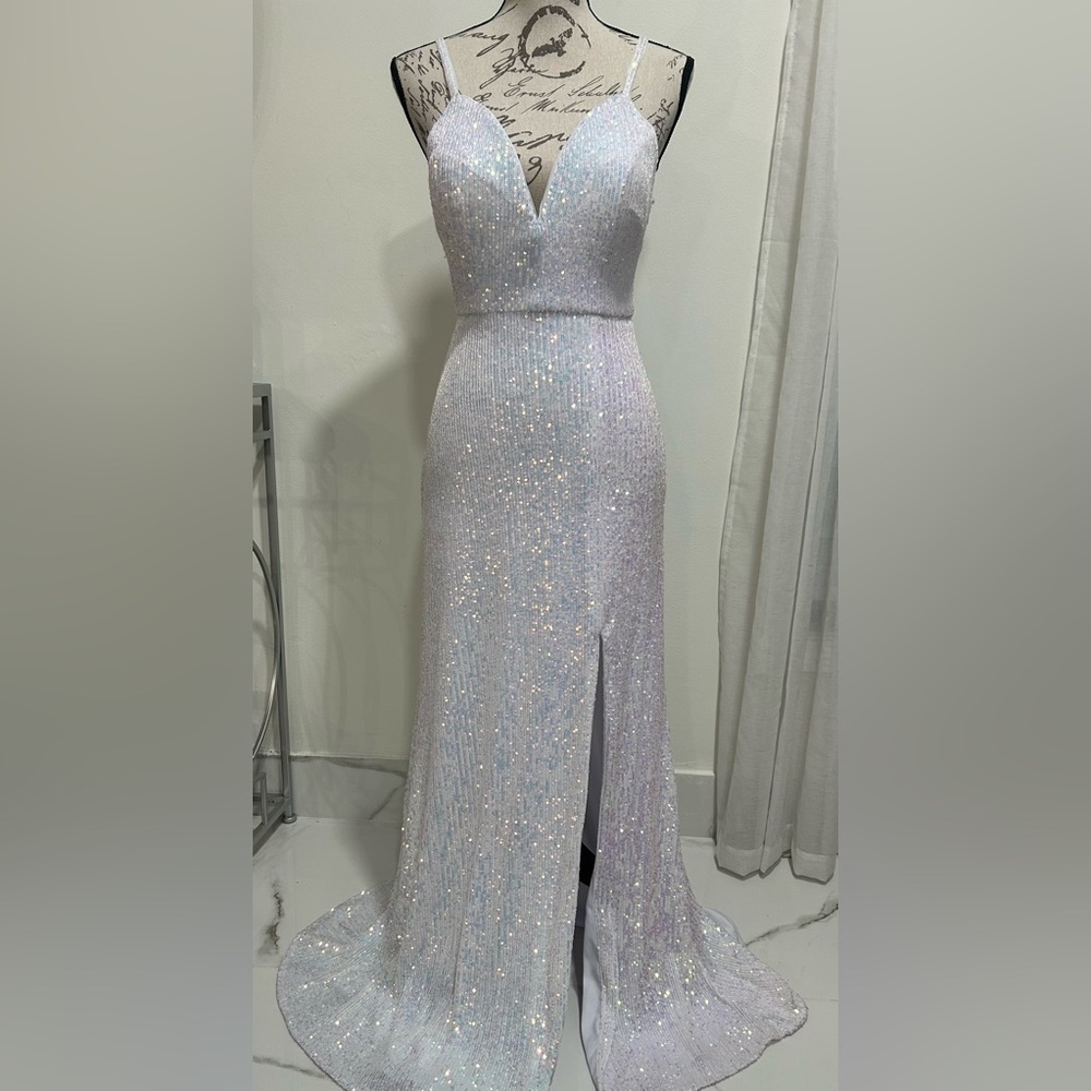 Morgan & Co. White/Rainbow Sequin Maxi Mermaid Gown Bodycon V-Neck Straps Size 1